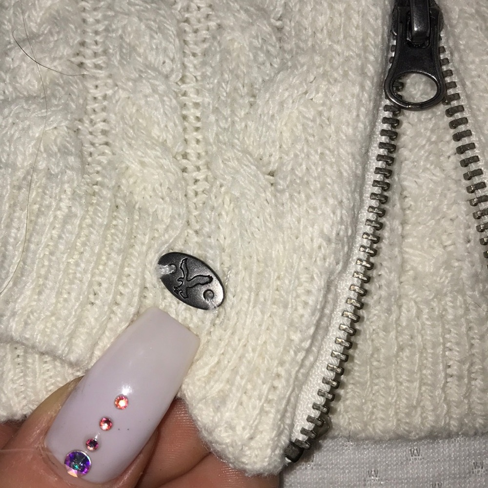 AEO Sweater - Picture 3 of 4